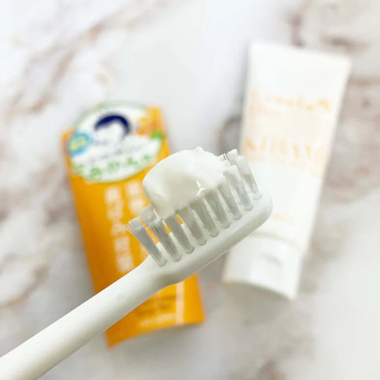HAMIGAKI NADESHIKO Baking Soda Toothpaste -Orange Mint 140g - Image 3