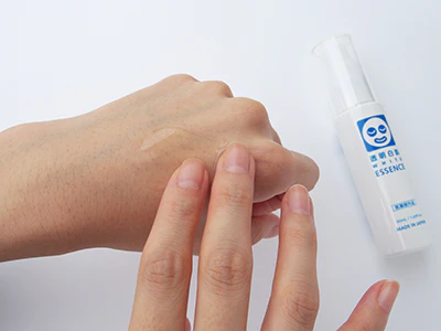 ISHIZAWA Transparent White Essence - Image 3