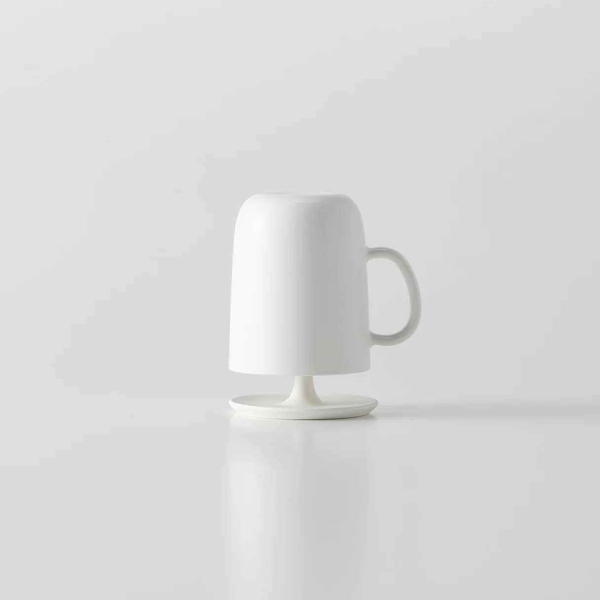 MARNA Bathroom Cup + Stand - White