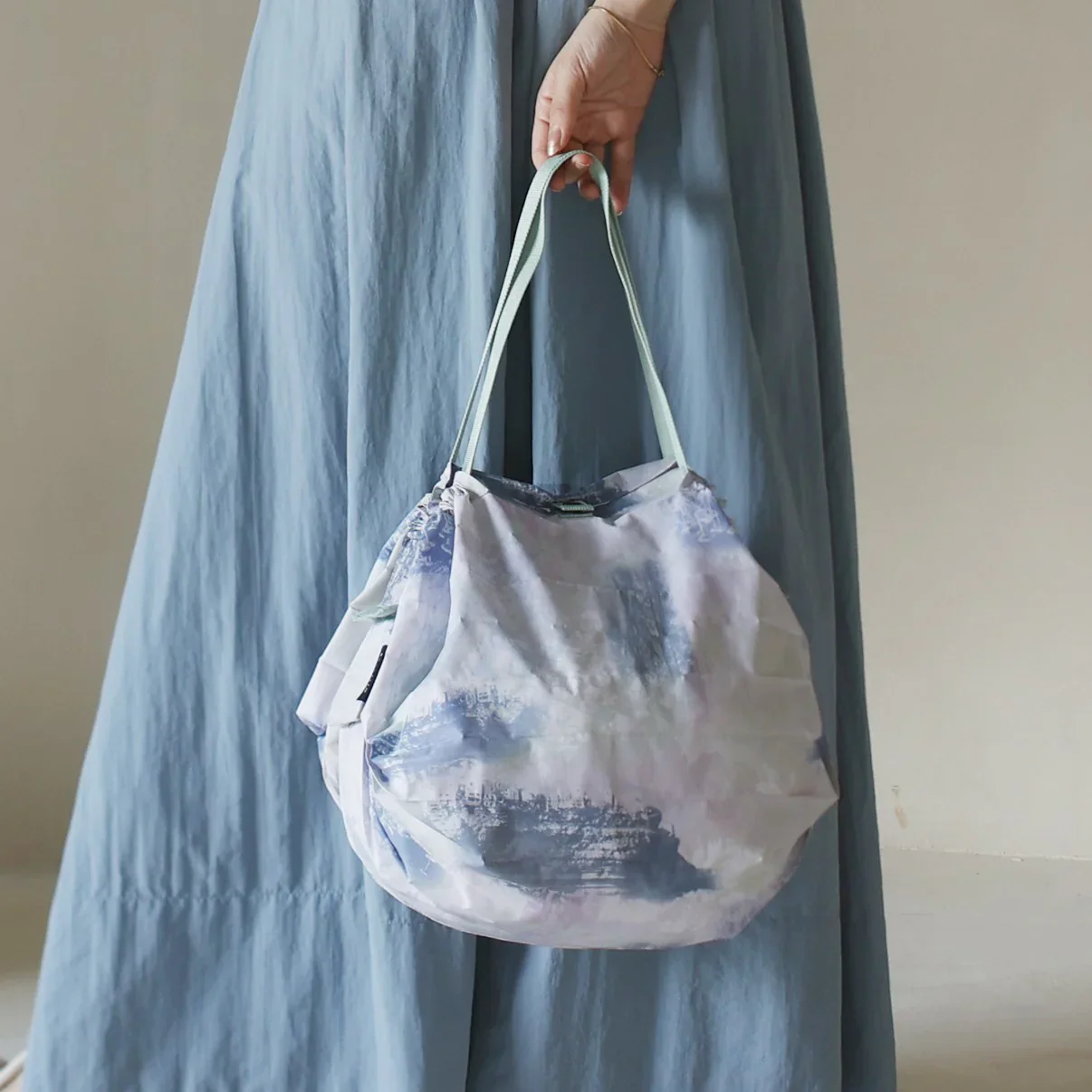 Shupatto Compact Bag M -   Recycled Serious - Image 5